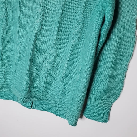 Pale Green Super soft knit cardigan sweater with decorative gold buttons Size XL - Picture 9 of 9